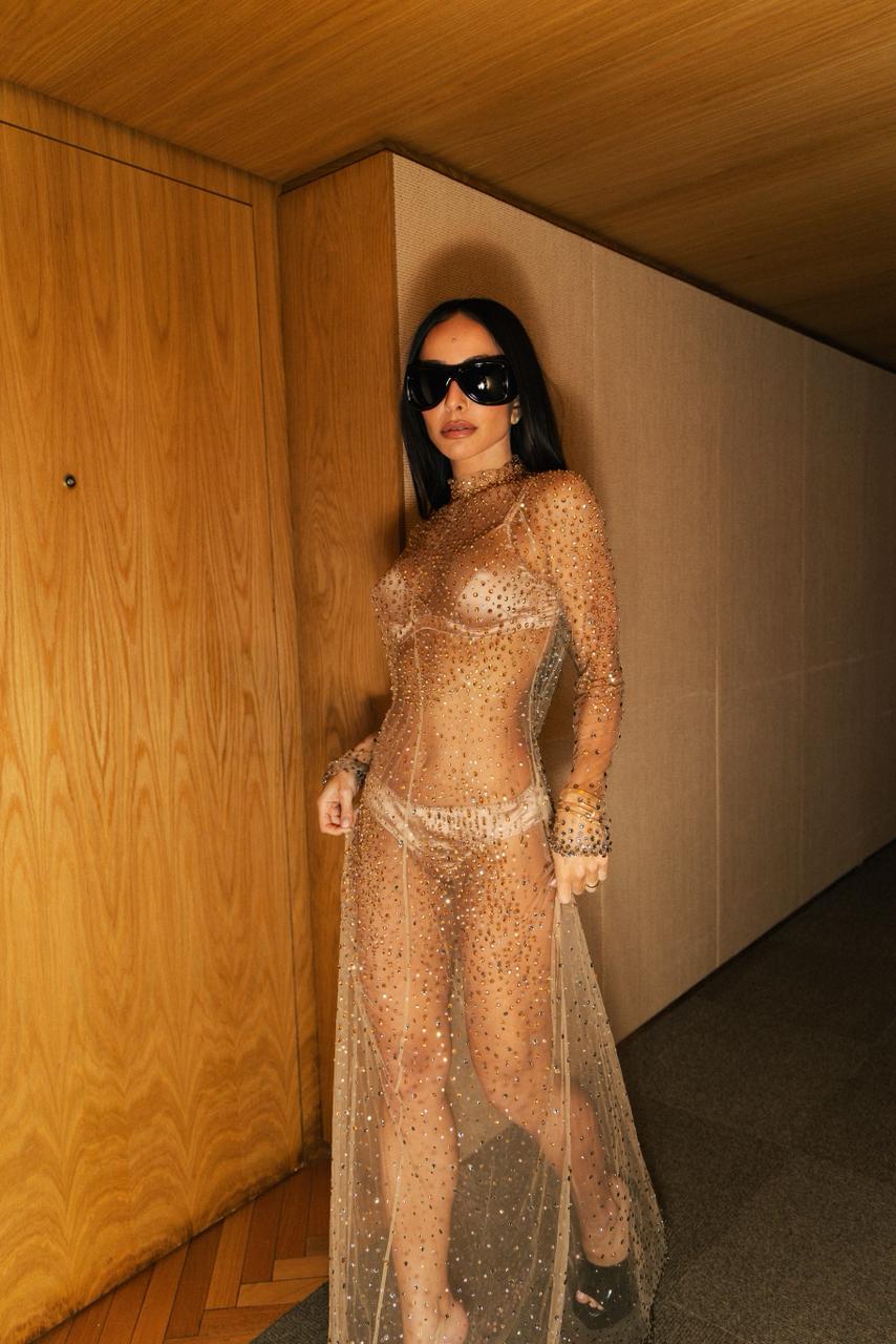 Sabrina Sato look transparente